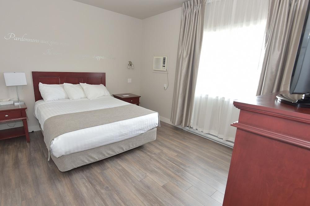 Les Pavillons Du Petit Manoir Du Casino Hotell La Malbaie Exteriör bild