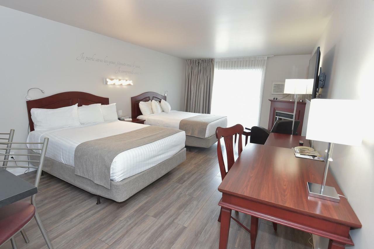 Les Pavillons Du Petit Manoir Du Casino Hotell La Malbaie Exteriör bild